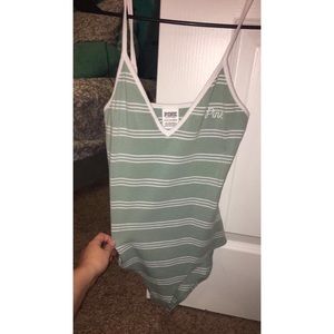 VS, onesie size XS